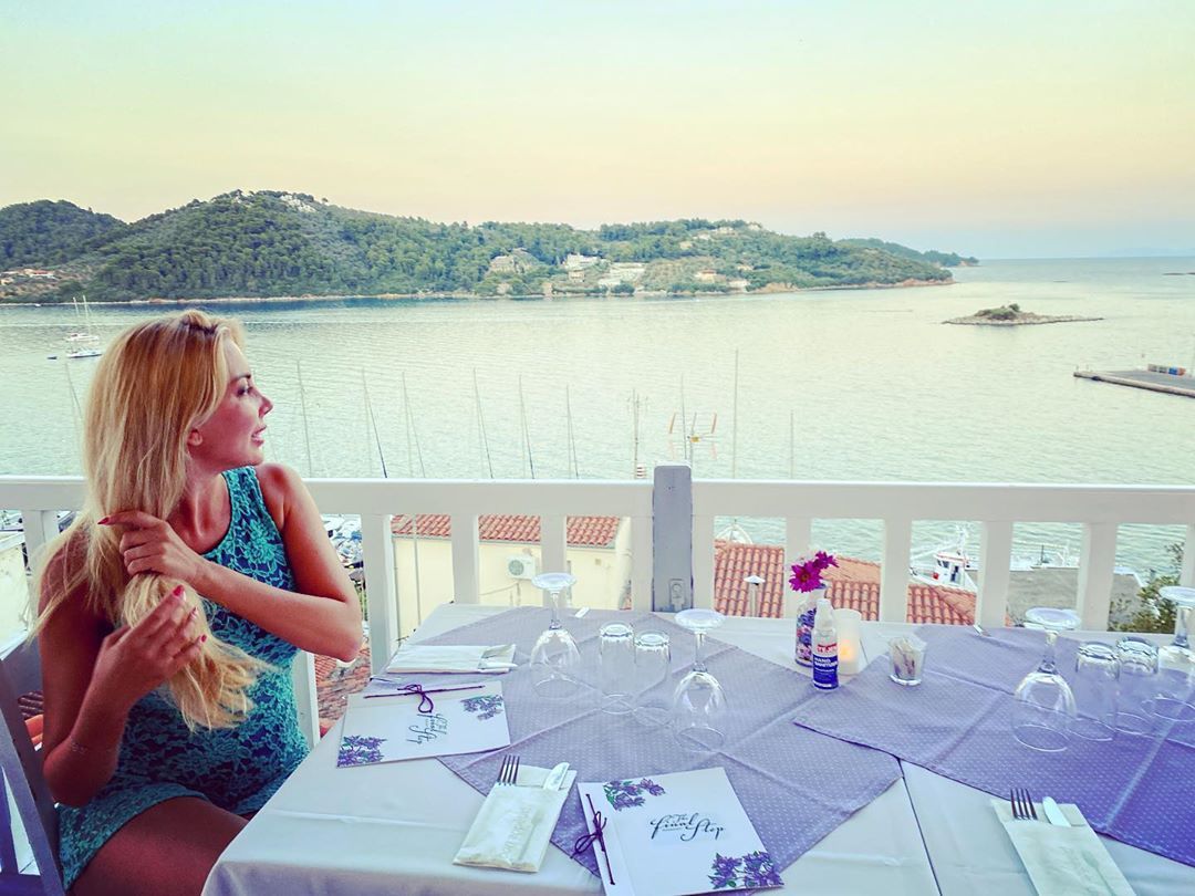 Антония Петрова ваканция